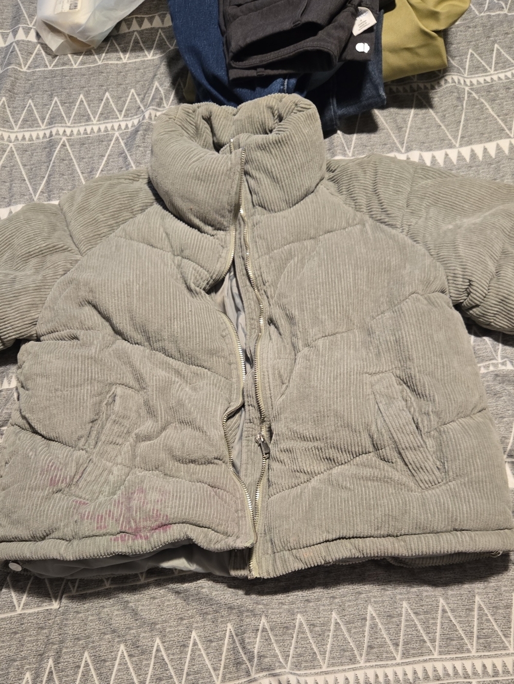 Sebby Corduroy Puffer Jacket in Light Sage